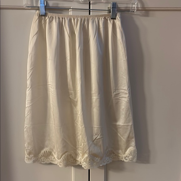 Vintage nylon pale peach pajama set, black slip and cream slip size S - Picture 5 of 13